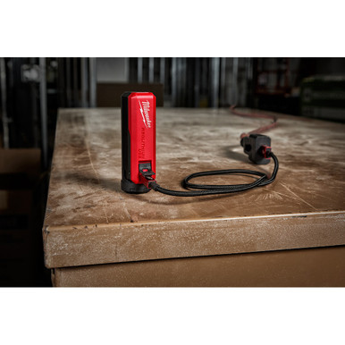 Milwaukee 48-59-2013 - REDLITHIUM USB Charger & Portable Power Source Kit